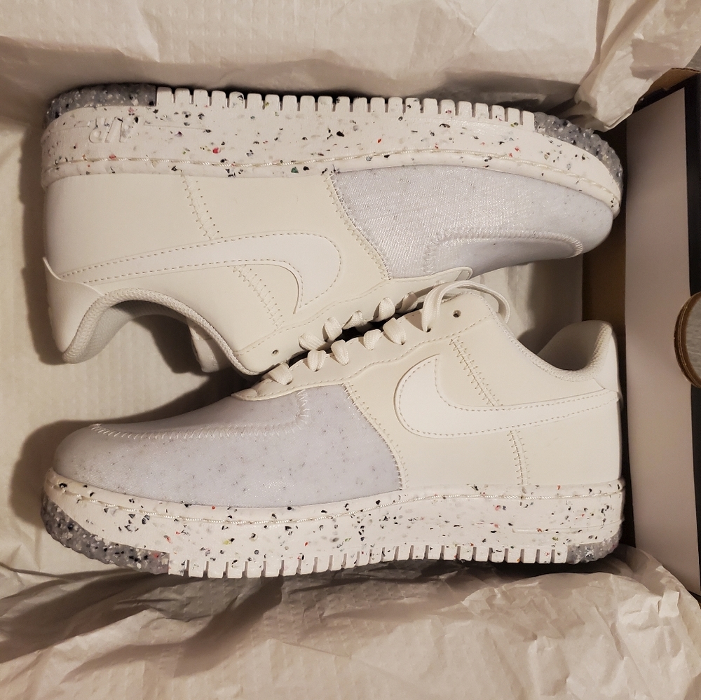 Air Force 1 craters
